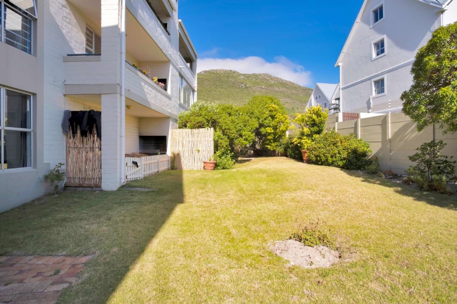 To Let 2 Bedroom Property for Rent in Beach Estate Western Cape